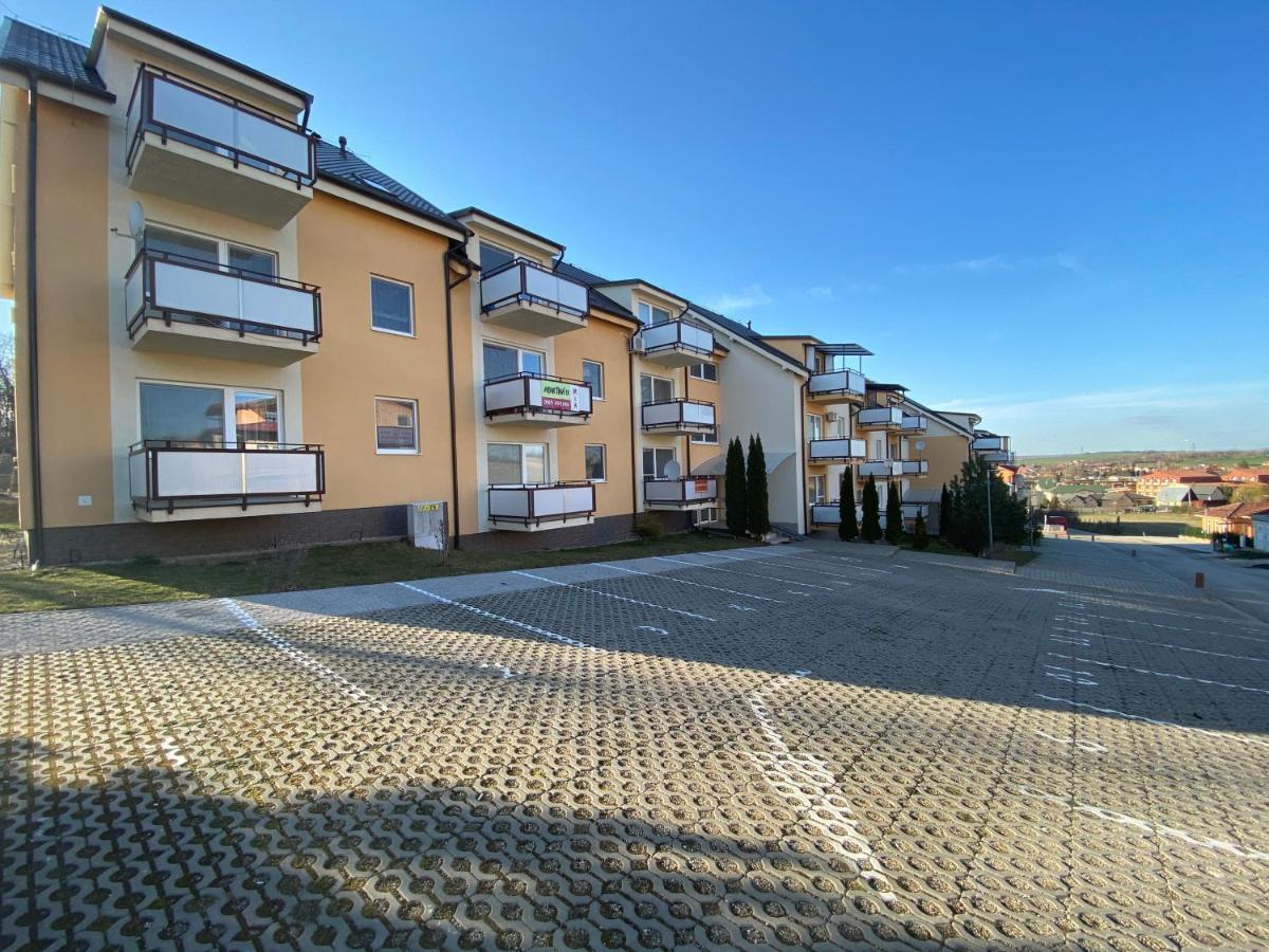 Apartments Monty Podhajska Luaran gambar
